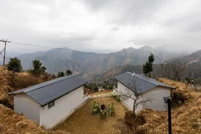 The Deodar Stays Rooms Arial View